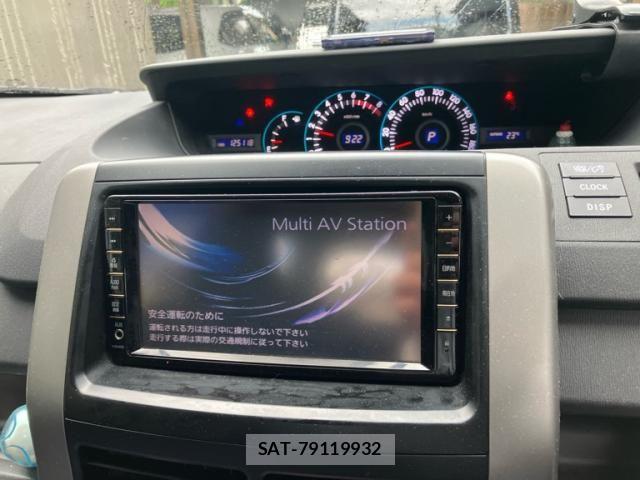 Toyota VOXY 2009-12 7621249-20