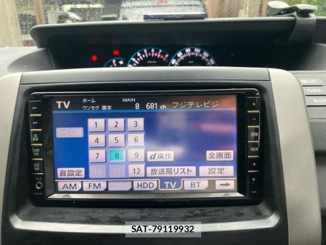 Toyota VOXY 2009-12 7621249-22