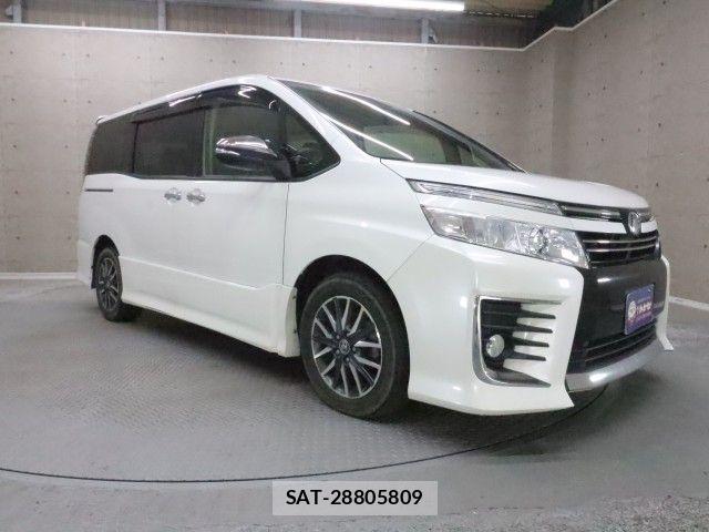 Toyota VOXY 2015-06 7621225-27