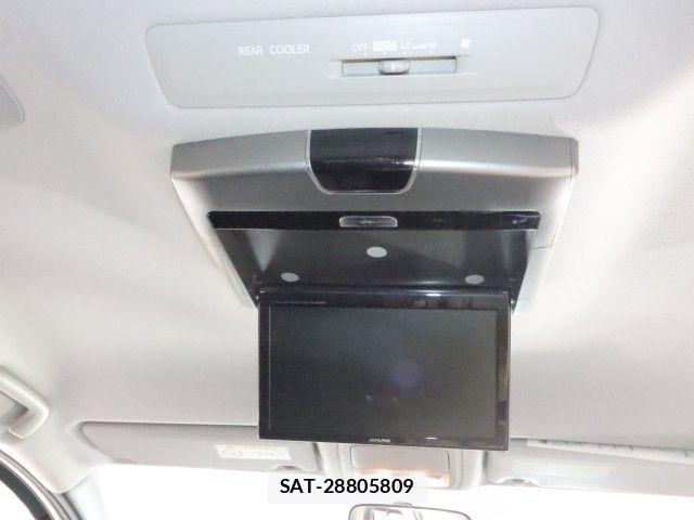 Toyota VOXY 2015-06 7621225-6