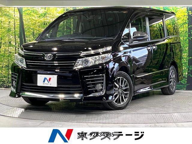Toyota VOXY 2016-07 7621235-0