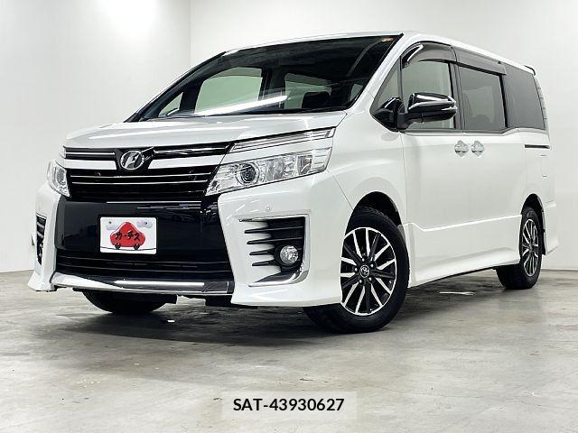 Toyota VOXY 2015-07 7621202-0