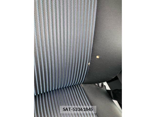 Toyota VOXY 2015-09 7621236-19
