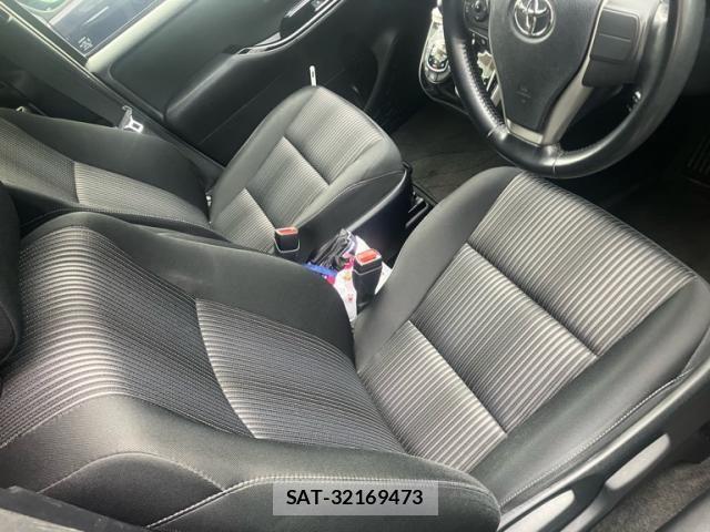 Toyota VOXY 2017-12 7621231-6