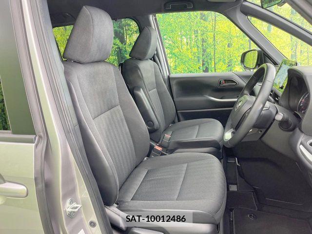 Toyota VOXY 2023-05 7621182-7