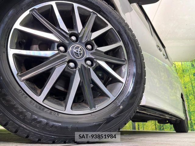 Toyota VOXY 2015-06 7621205-12