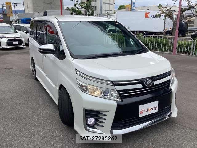 Toyota VOXY 2016-04 7621208-10