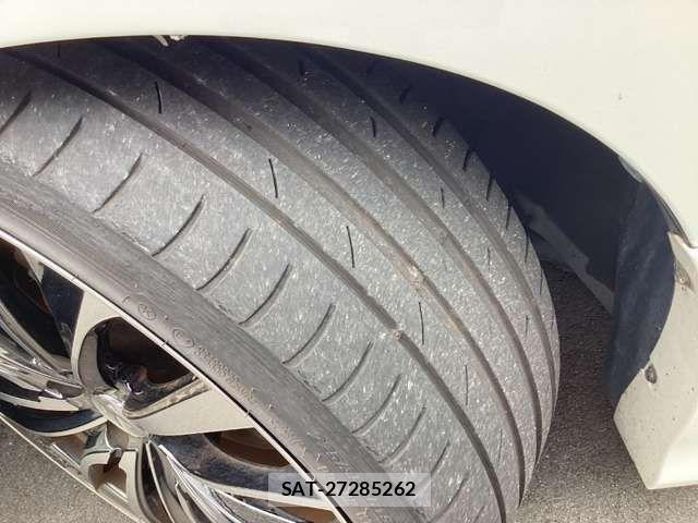 Toyota VOXY 2016-04 7621208-17