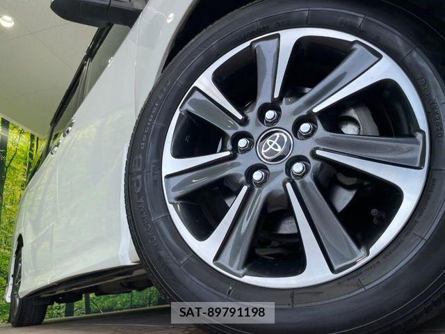 Toyota VOXY 2020-07 7621184-13