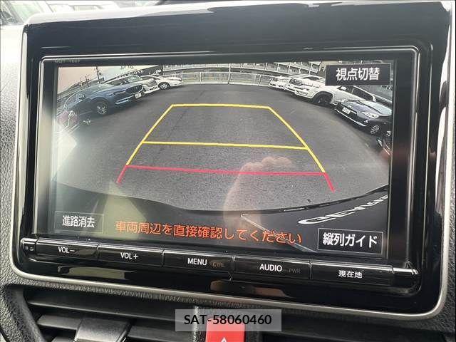 Toyota VOXY 2017-08 7621219-21