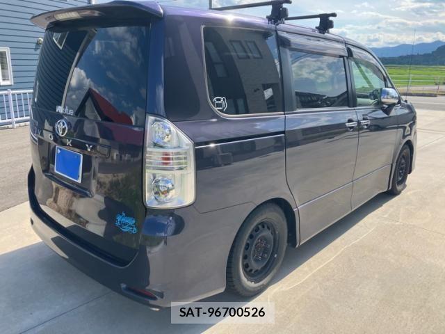 Toyota VOXY 2009-09 7621251-6