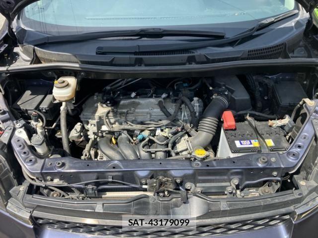 Toyota VOXY 2012-06 7621243-10