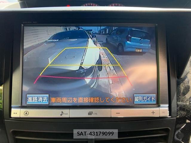 Toyota VOXY 2012-06 7621243-21