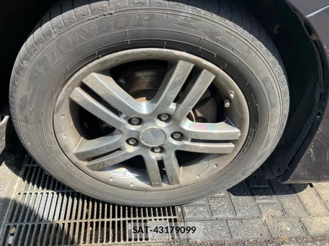 Toyota VOXY 2012-06 7621243-8