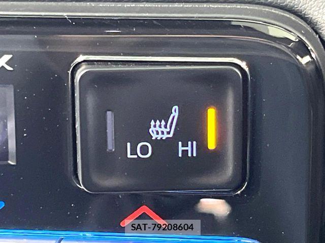 Toyota VOXY 2024-03 7621178-6