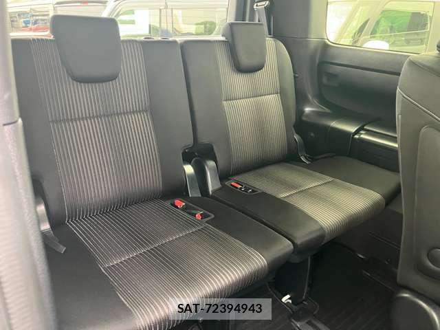 Toyota VOXY 2019-03 7621193-8
