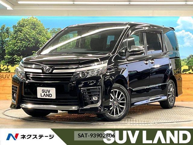 Toyota VOXY 2017-03 7621206-0