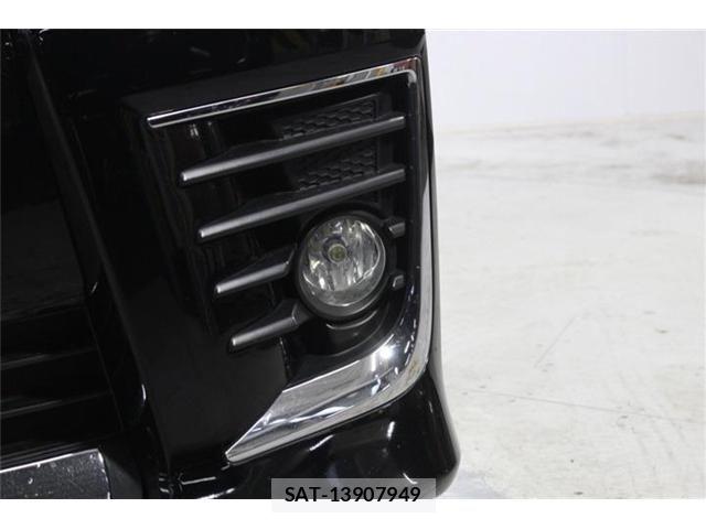 Toyota VOXY 2015-03 7621233-16