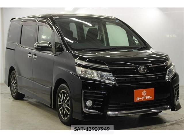 Toyota VOXY 2015-03 7621233-3