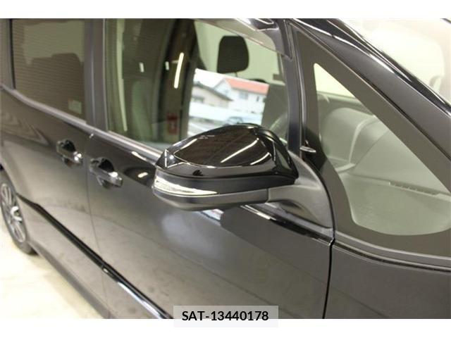 Toyota VOXY 2015-12 7621230-20