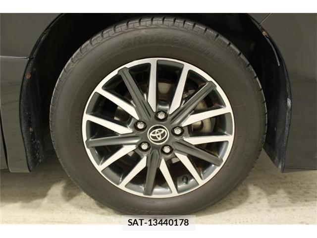 Toyota VOXY 2015-12 7621230-21