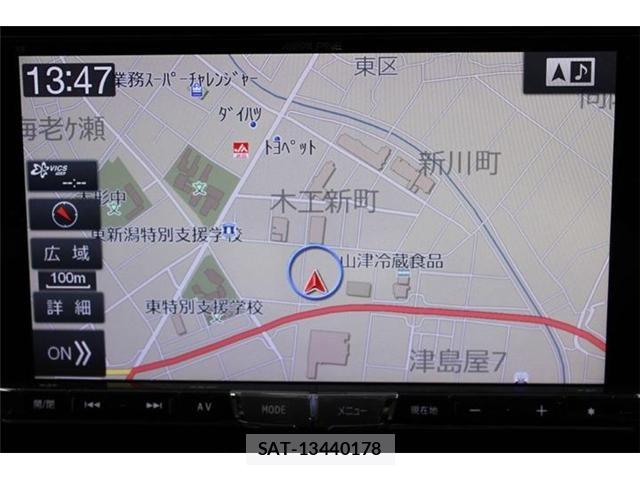 Toyota VOXY 2015-12 7621230-4