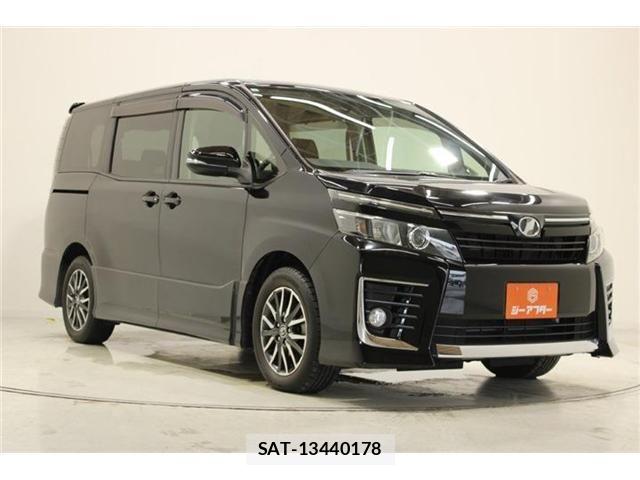 Toyota VOXY 2015-12 7621230-5