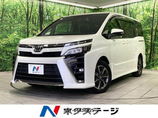 Toyota VOXY 2017-10 7621198-0