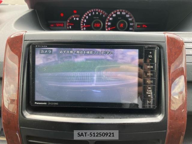 Toyota VOXY 2013-07 7621241-17