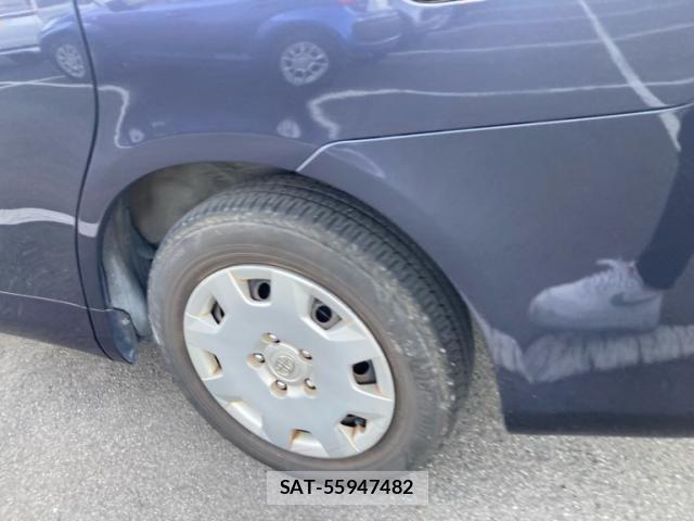 Toyota VOXY 2010-02 7621247-4