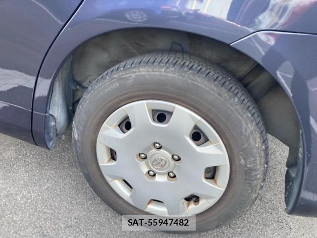 Toyota VOXY 2010-02 7621247-5