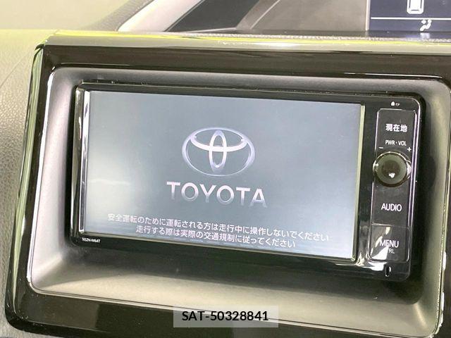 Toyota VOXY 2015-05 7621226-2