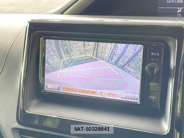 Toyota VOXY 2015-05 7621226-3
