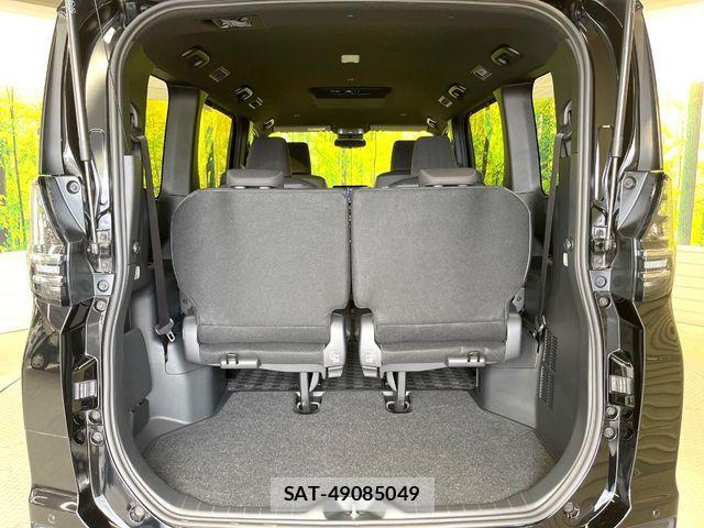 Toyota VOXY 2024-12 7621176-10
