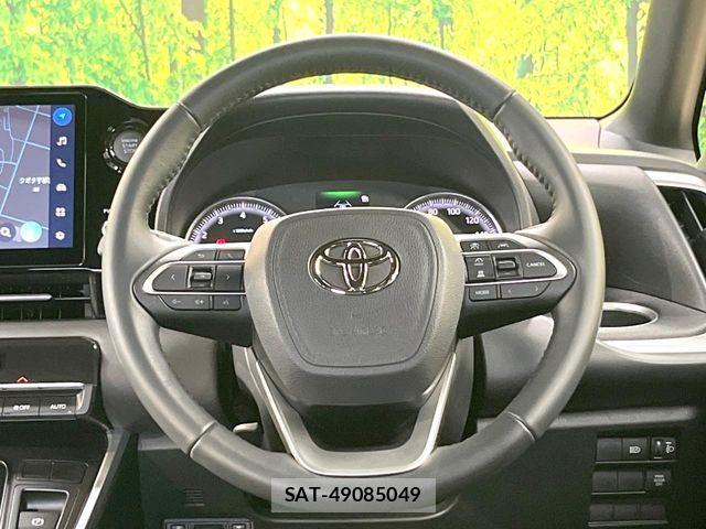 Toyota VOXY 2024-12 7621176-11