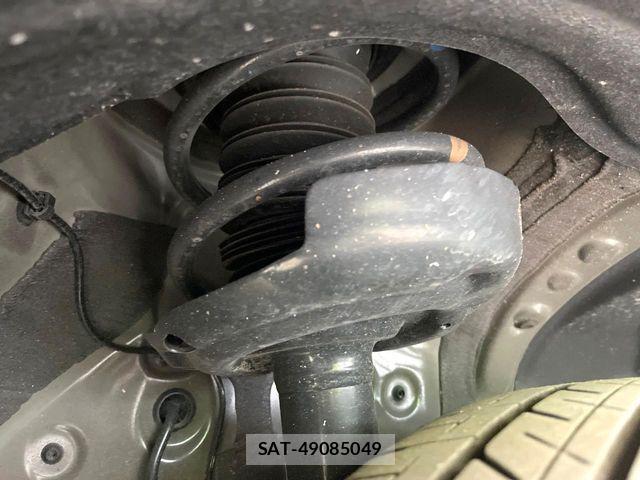 Toyota VOXY 2024-12 7621176-17