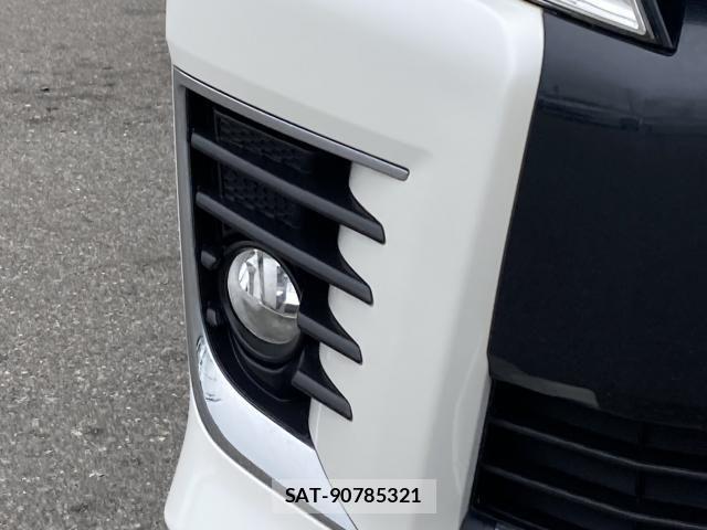 Toyota VOXY 2015-09 7621223-9