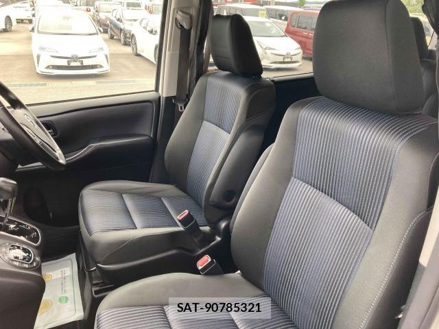 Toyota VOXY 2015-09 7621223-25
