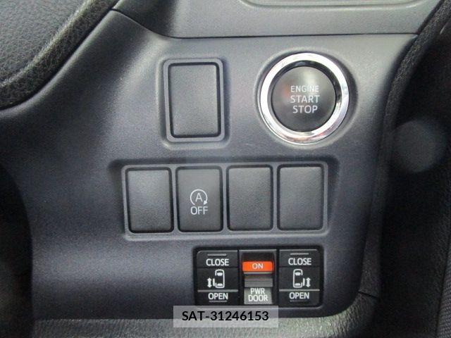 Toyota VOXY 2014-06 7621234-13