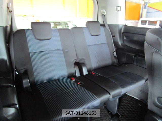 Toyota VOXY 2014-06 7621234-7