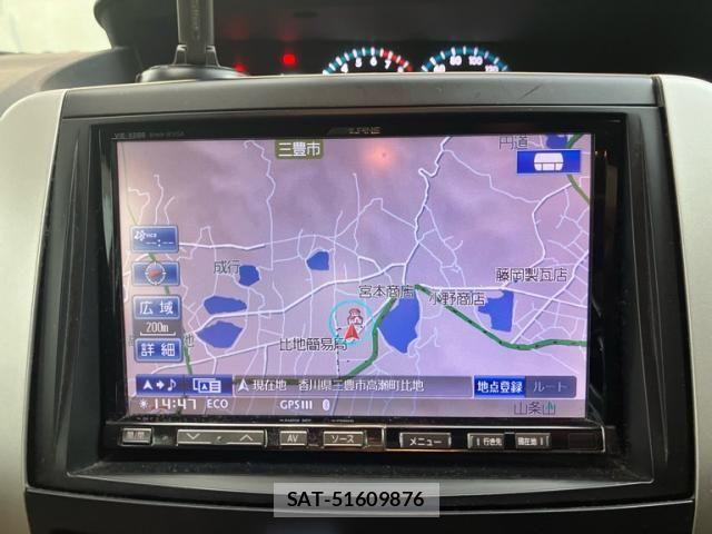 Toyota VOXY 2010-08 7621255-15