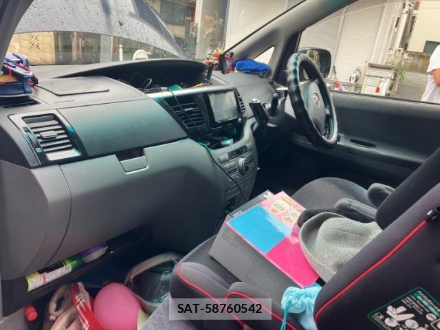 Toyota VOXY 2004-11 7621256-15