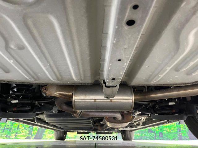 Toyota VOXY 2018-03 7621218-18