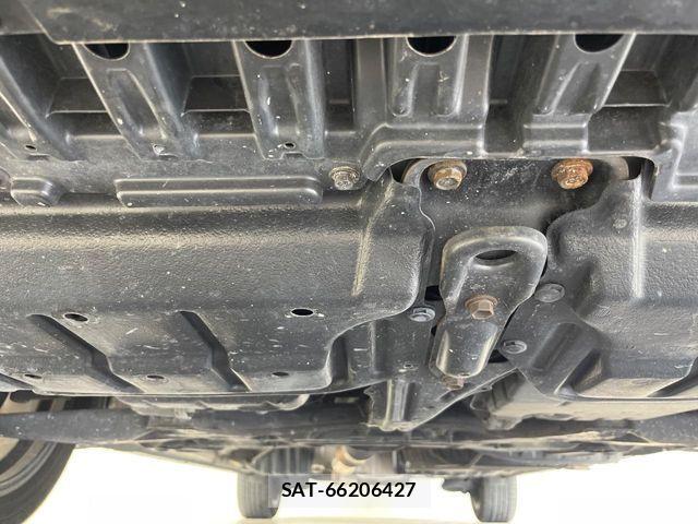Toyota VOXY 2007-10 7621240-18
