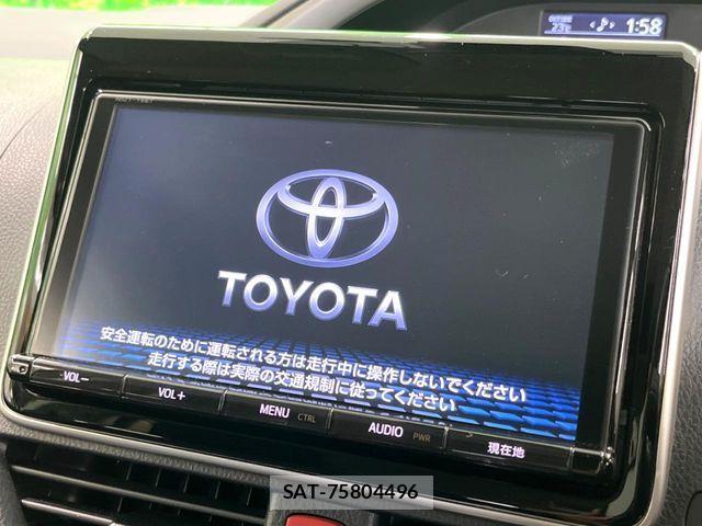 Toyota VOXY 2017-06 7621228-2