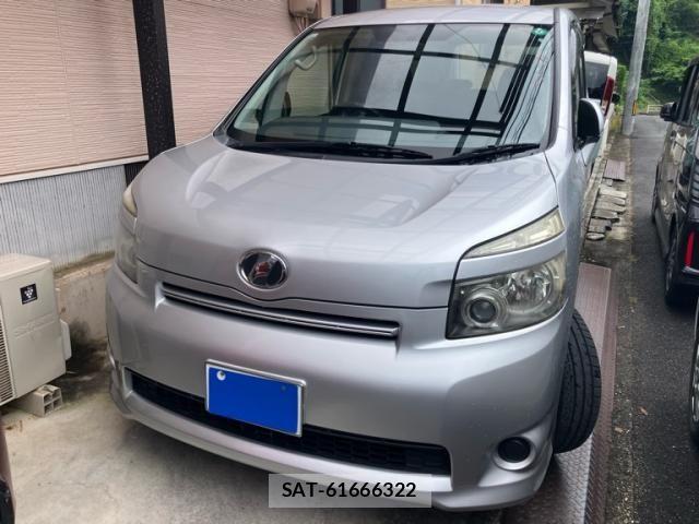 Toyota VOXY 2009-12 7621253-1