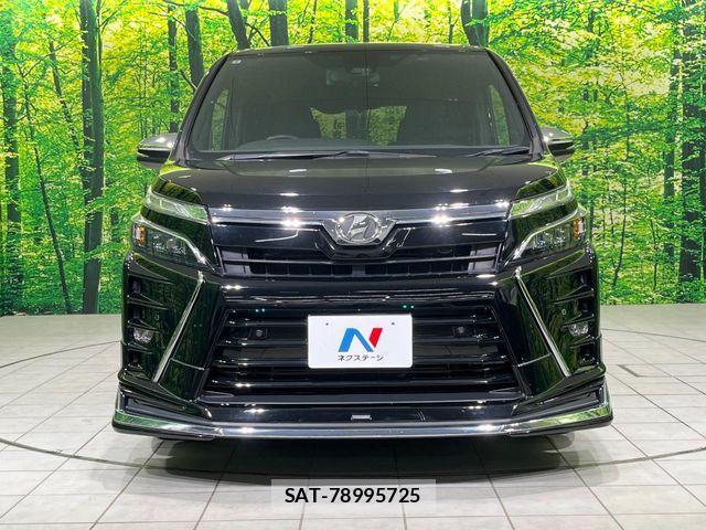 Toyota VOXY 2019-06 7621204-14