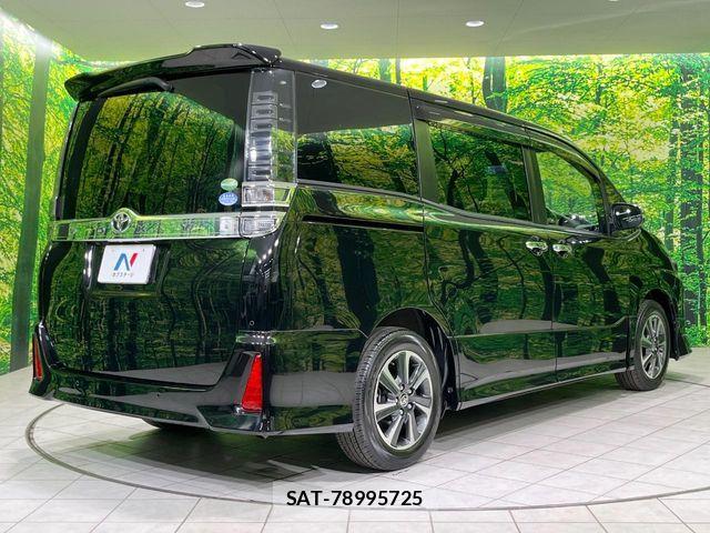 Toyota VOXY 2019-06 7621204-16
