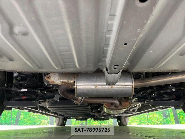 Toyota VOXY 2019-06 7621204-18
