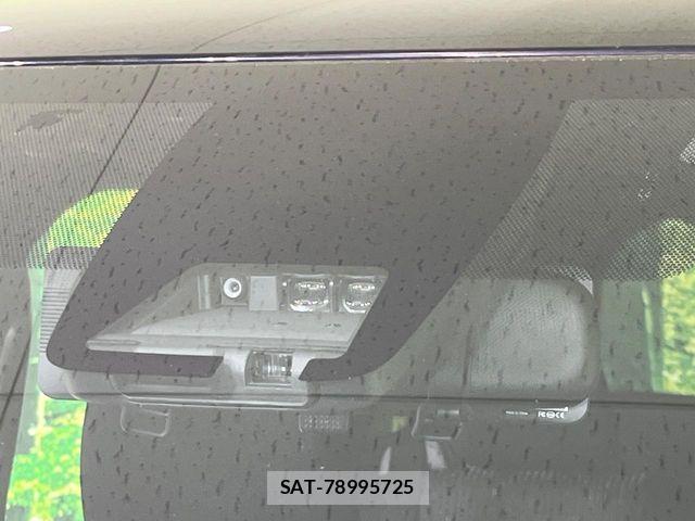 Toyota VOXY 2019-06 7621204-2